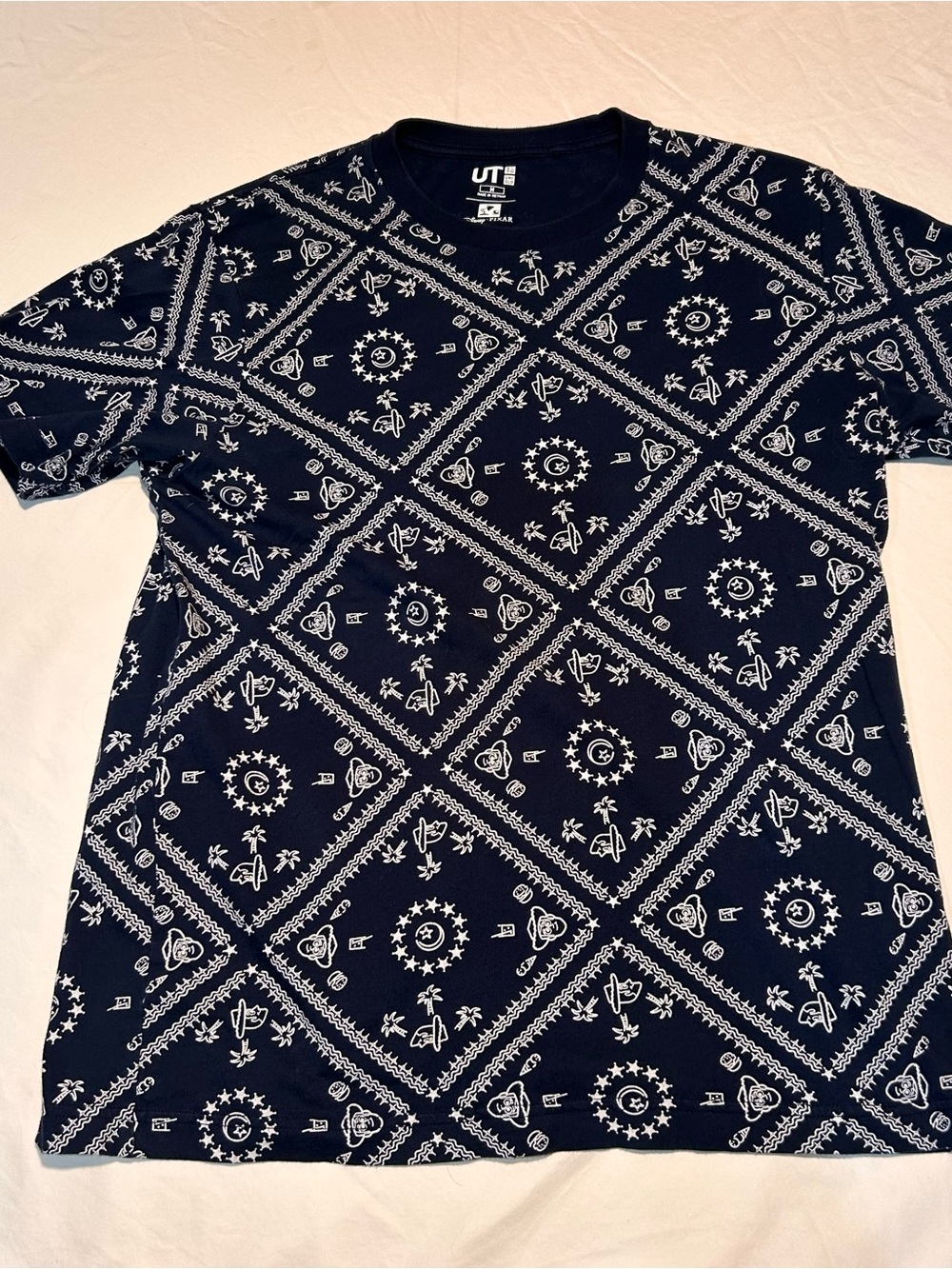 Uniqlo UT x Disney Pixar Toy Story Bandana Print T-Shirt Navy Blue Men's M